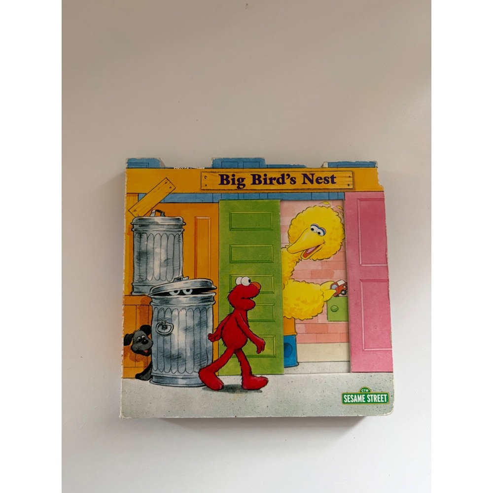 Sesame Street Big Birds Nest Elmos Neighborhood Board Book Readers Digest 2001